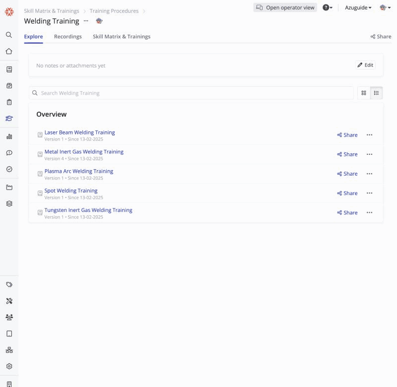 Op het ingeklapte zijpaneel klikt u op het tandwielpictogram om Instellingen te openen. Onder Organisatie klikt u op Content sync om de lijst met Content syncs te openen, met de Training Procedures-sync naar Azuguide Child.