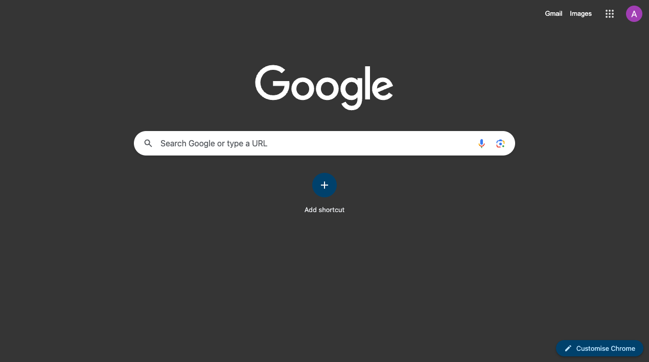 Page d'accueil de Google Chrome en thème sombre montrant la barre de recherche, le bouton