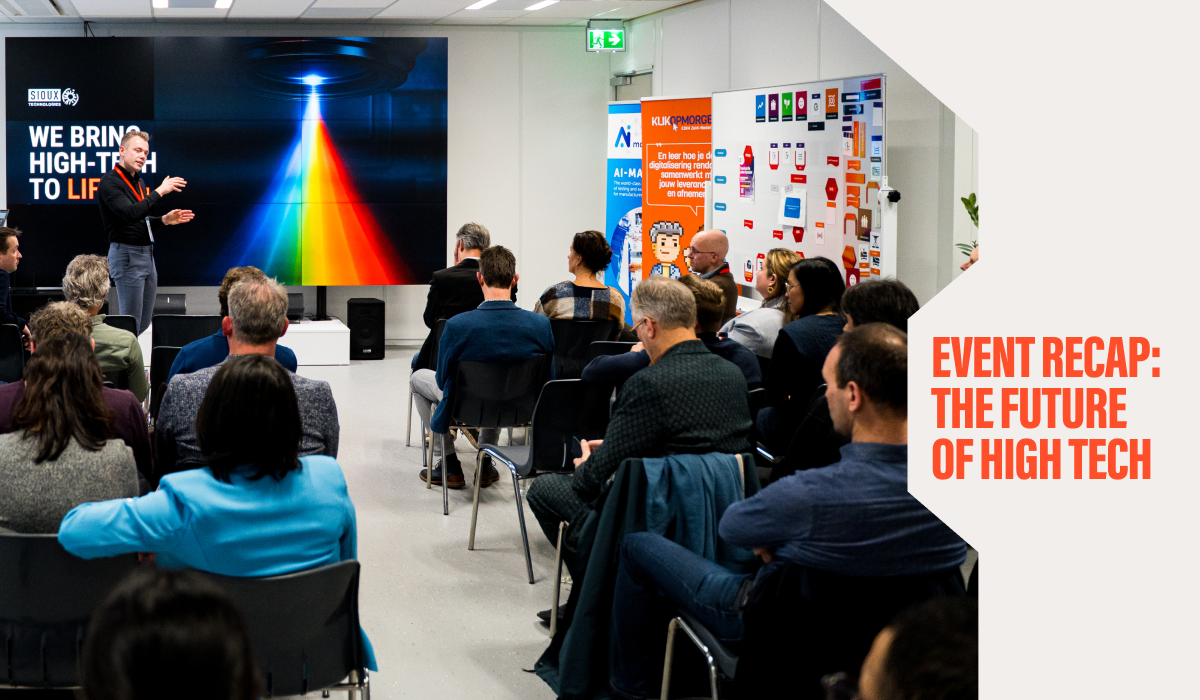 Audience attending a high-tech industry event with a speaker presenting on stage, showcasing product and service solutions by Azumuta.com for the future of high tech.